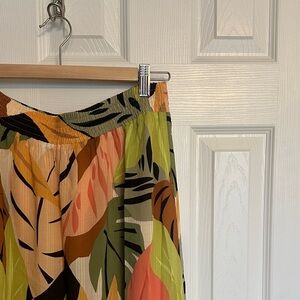 Like new- Loft, Print Midi Skirt